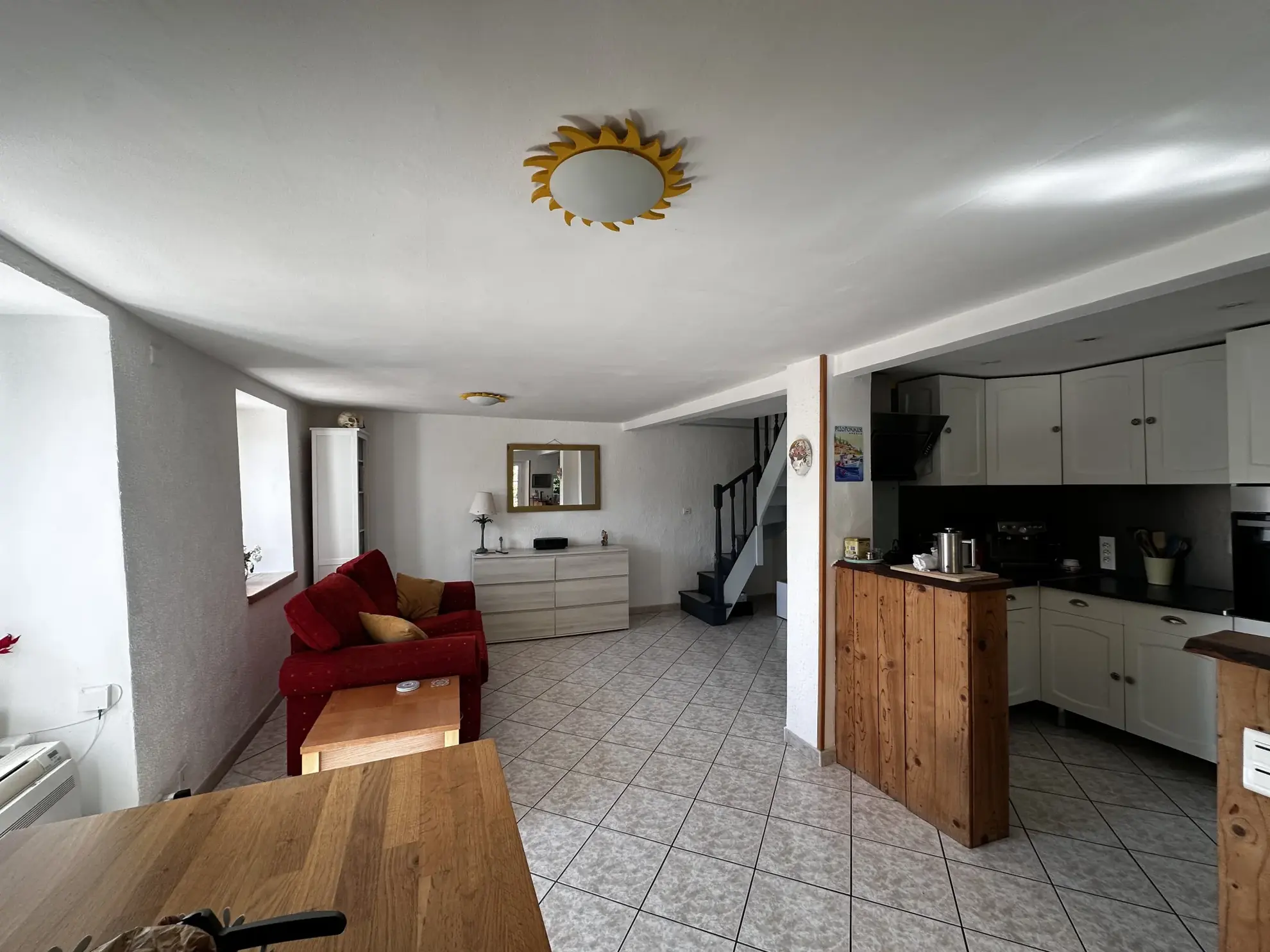 Maison avec piscine, chalet et terrain à Saint-Pons-de-Thomières 