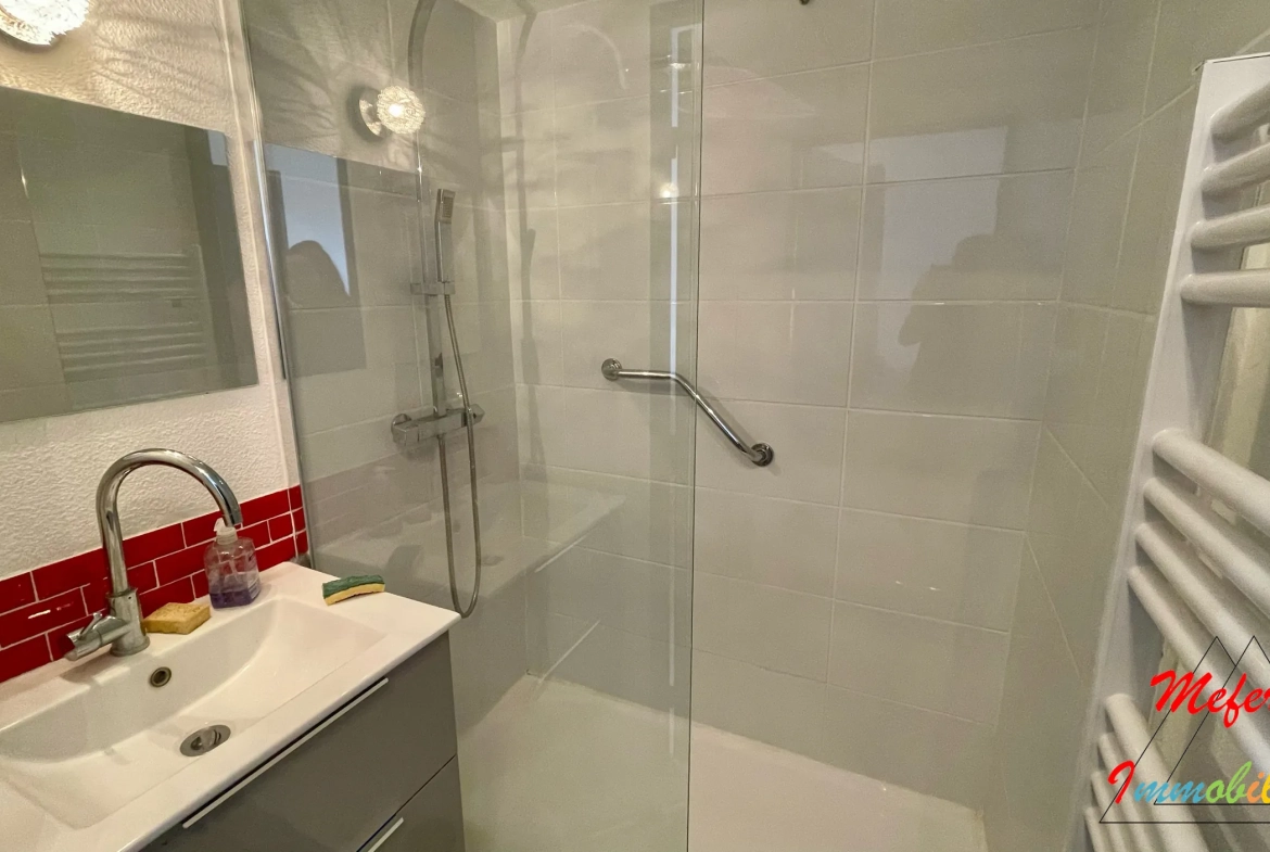 Appartement 2 pièces avec vue dégagée et piscine à Canet-en-Roussillon 