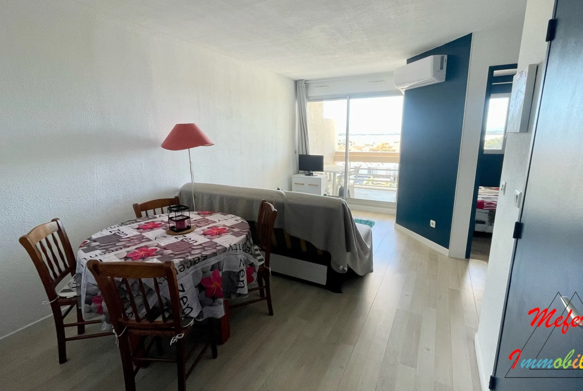 Appartement 2 pièces avec vue dégagée et piscine à Canet-en-Roussillon 
