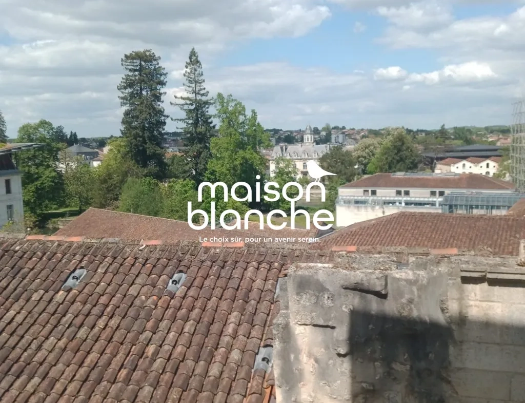 Investissez dans un appartement T1 Bis à Angoulême avec rendement attractif en LMNP 