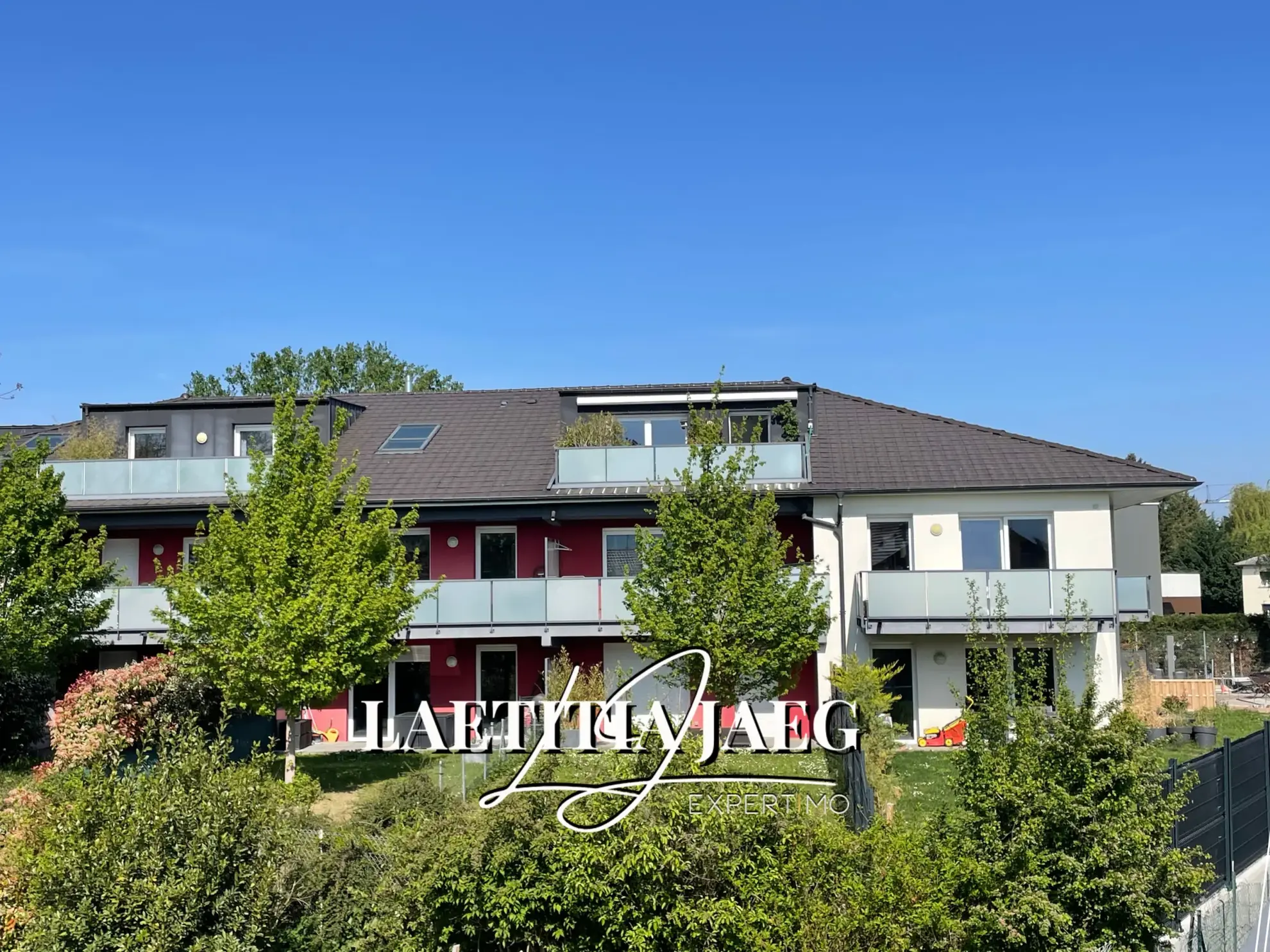 Bel appartement 3 pièces avec terrasse à Colmar, vue dégagée et faibles charges 