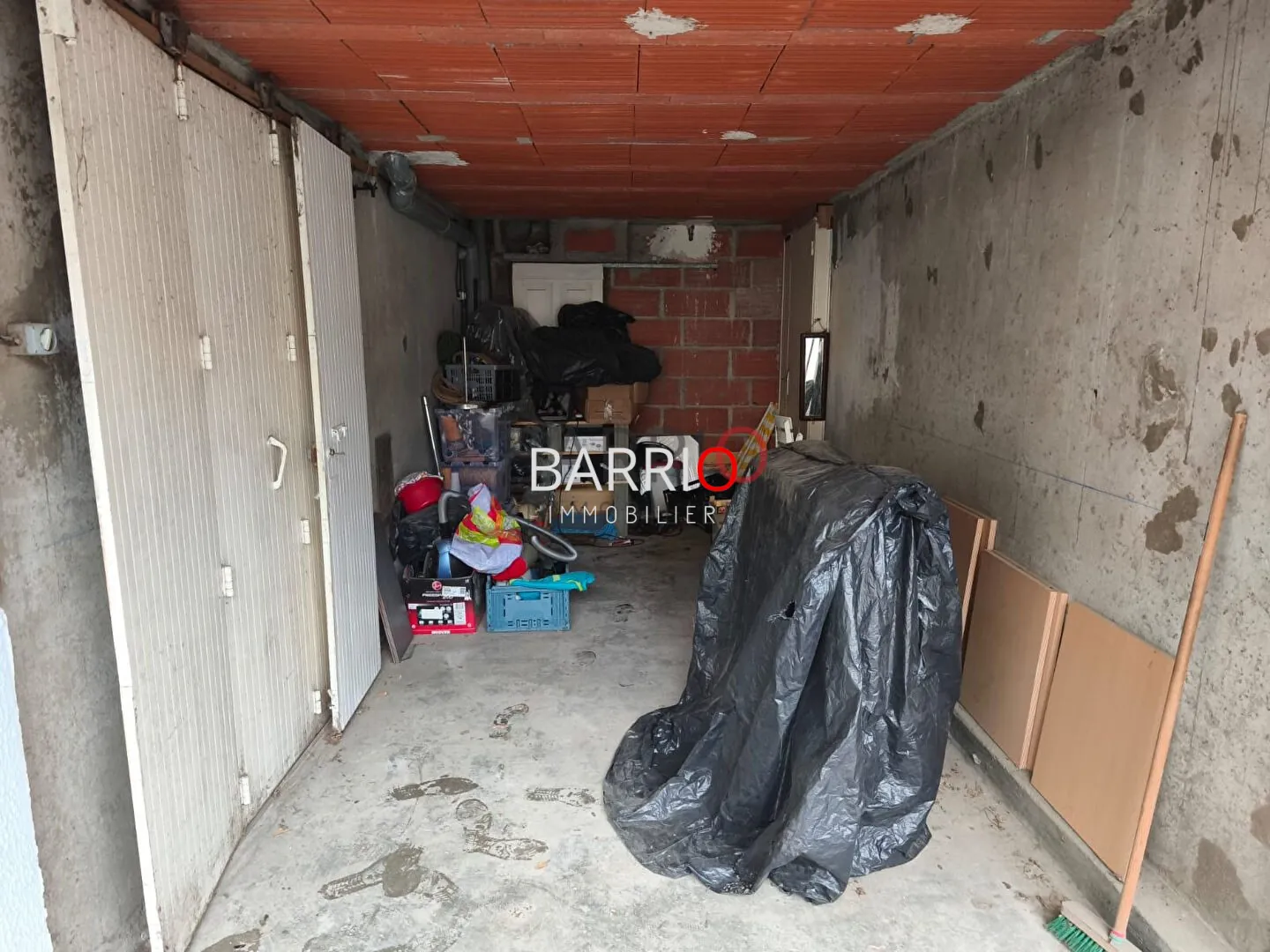 Garage sécurisé à vendre à Saint Cyprien Port - Opportunité rare 