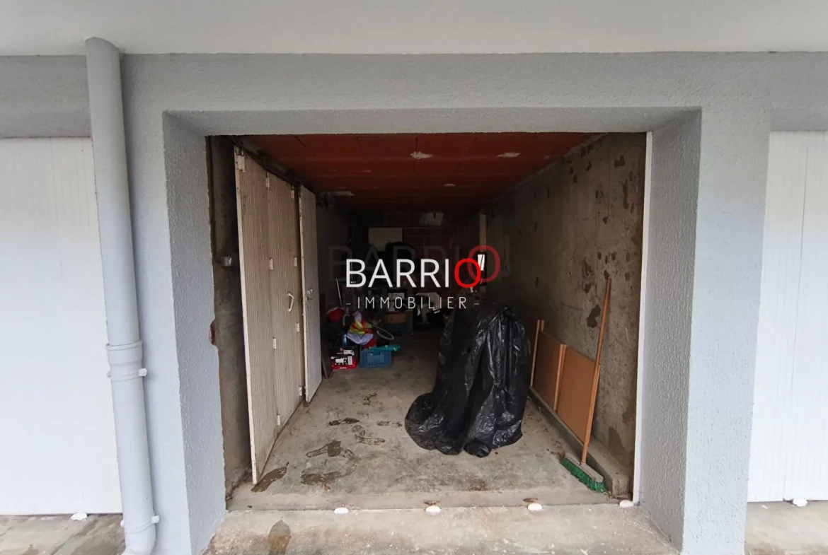 Garage sécurisé à vendre à Saint Cyprien Port - Opportunité rare 