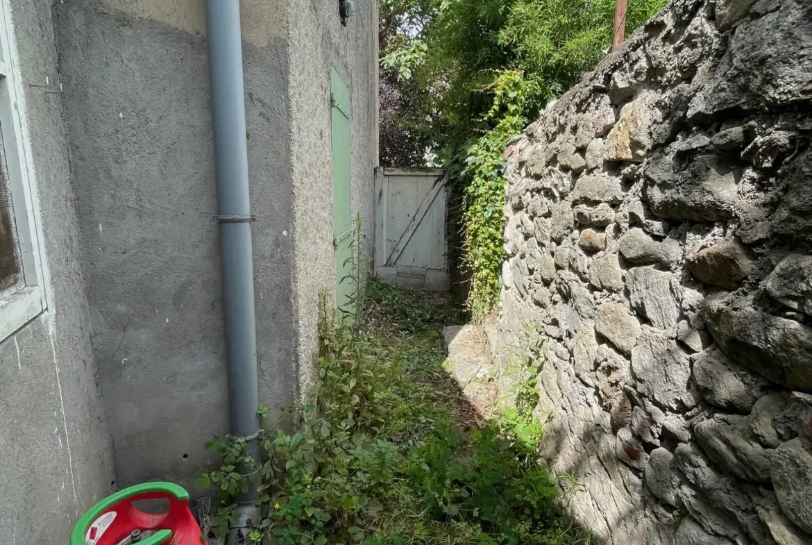 Maison ancienne à rénover à Vernet-les-Bains idéal pour projet personnalisé 