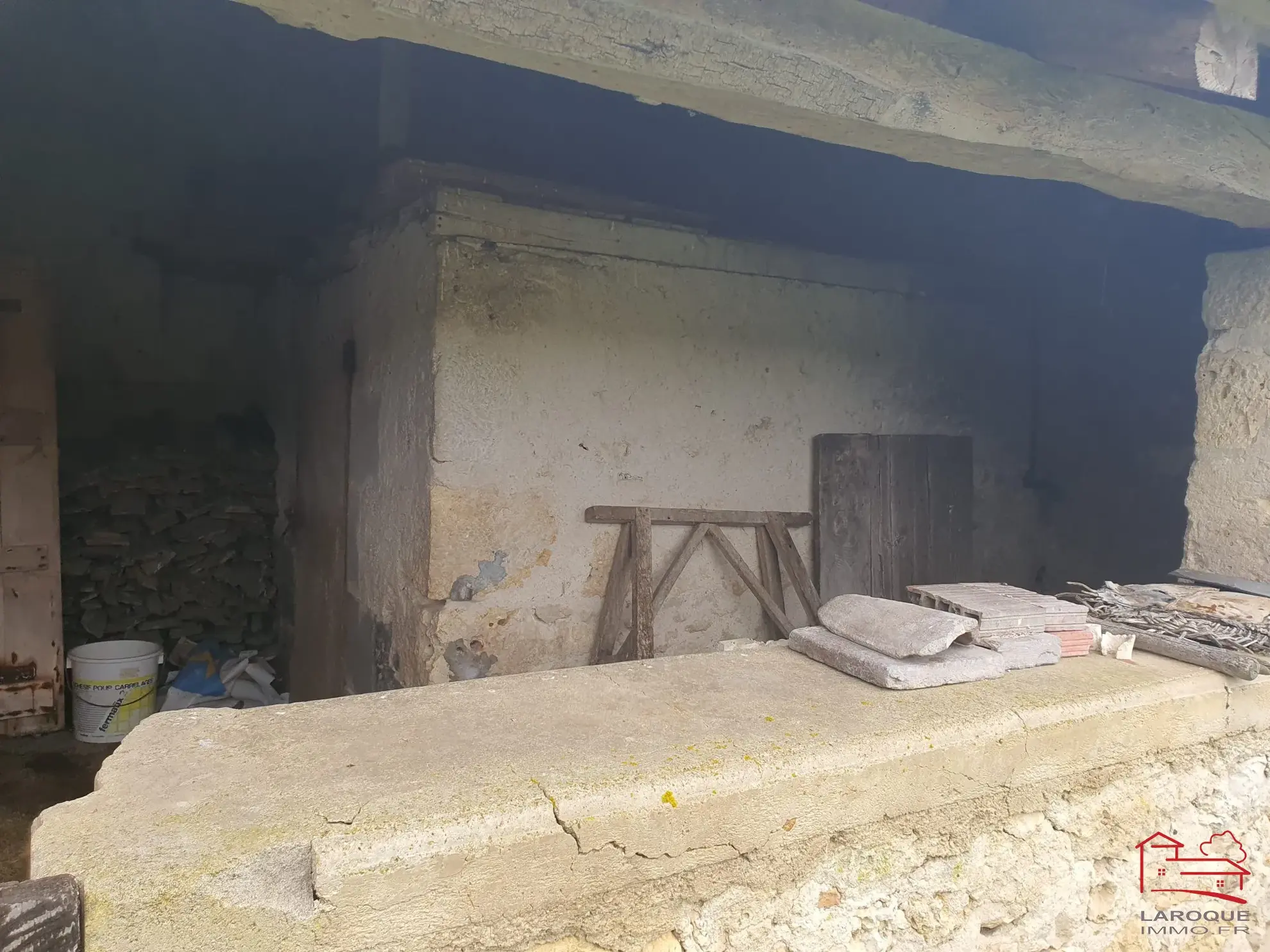 Grande grange en pierres de 400 m² à vendre près d'Agen et Villeneuve-sur-Lot 