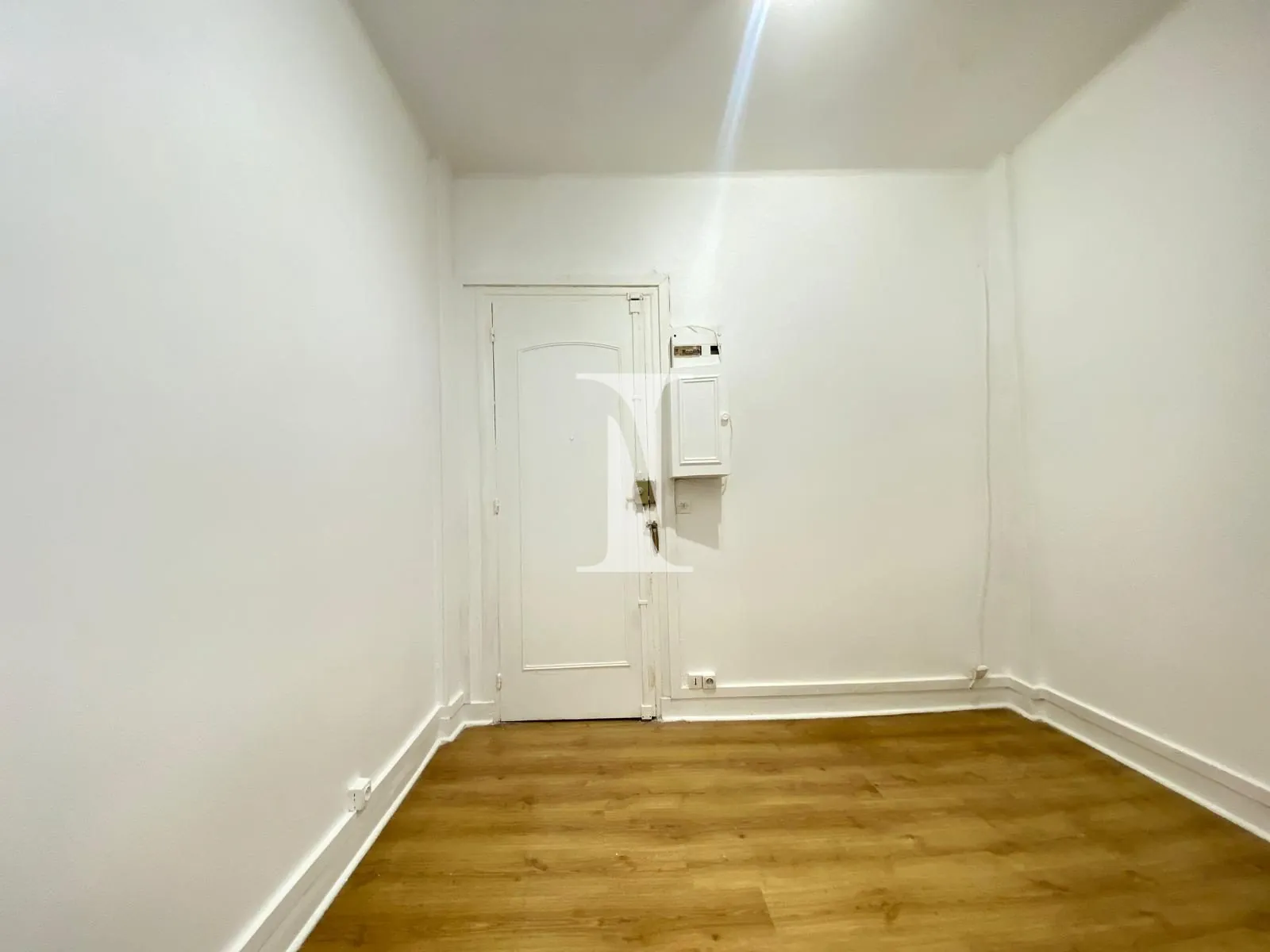Studio à vendre de 12 m² à Butte Bergeyre, Paris 19ème 