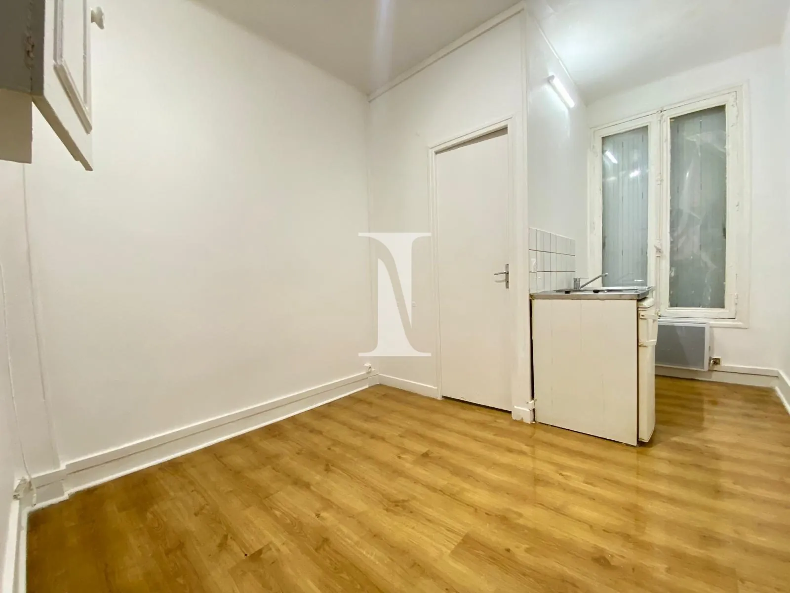 Studio à vendre de 12 m² à Butte Bergeyre, Paris 19ème 