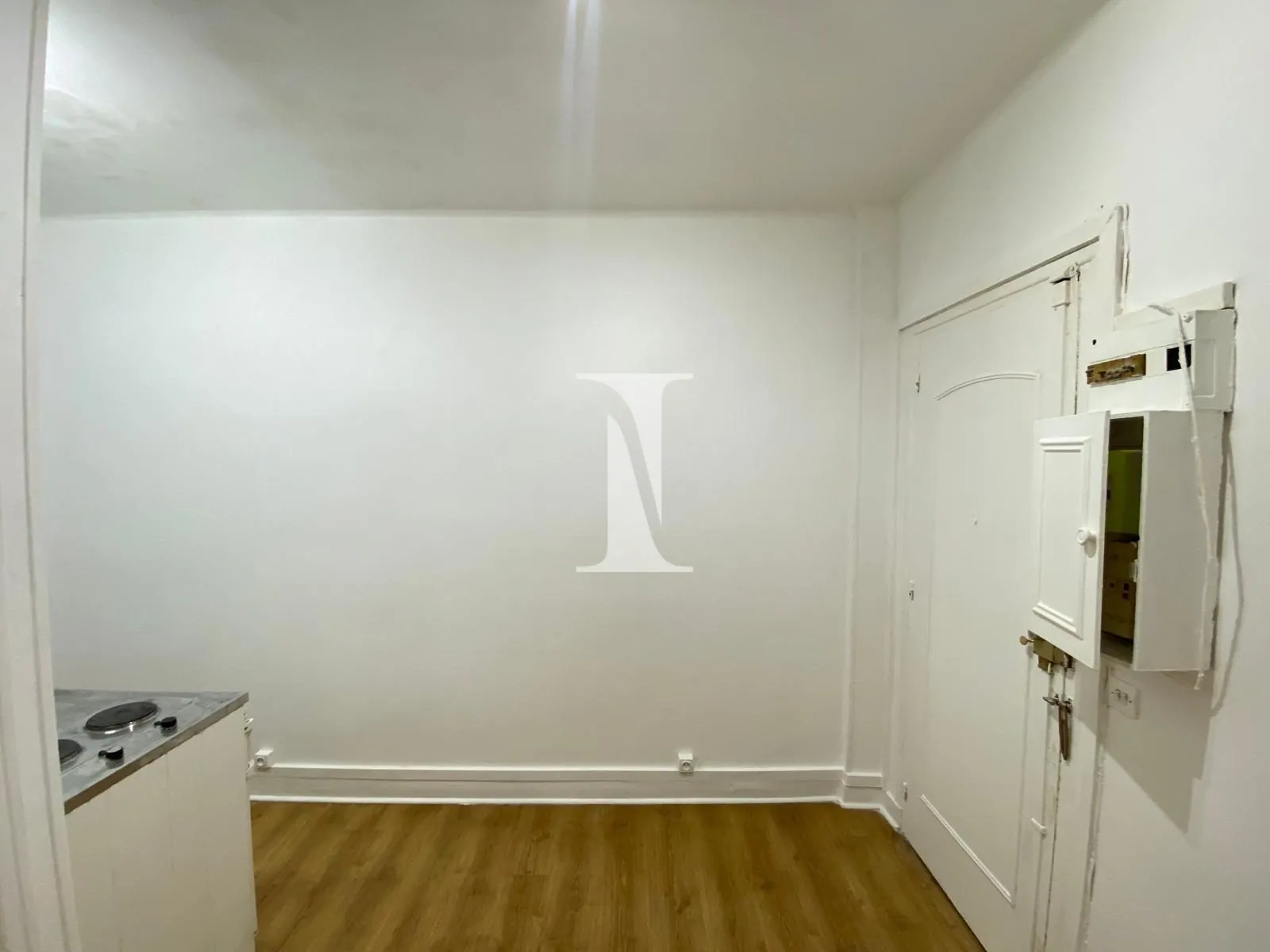 Studio à vendre de 12 m² à Butte Bergeyre, Paris 19ème 