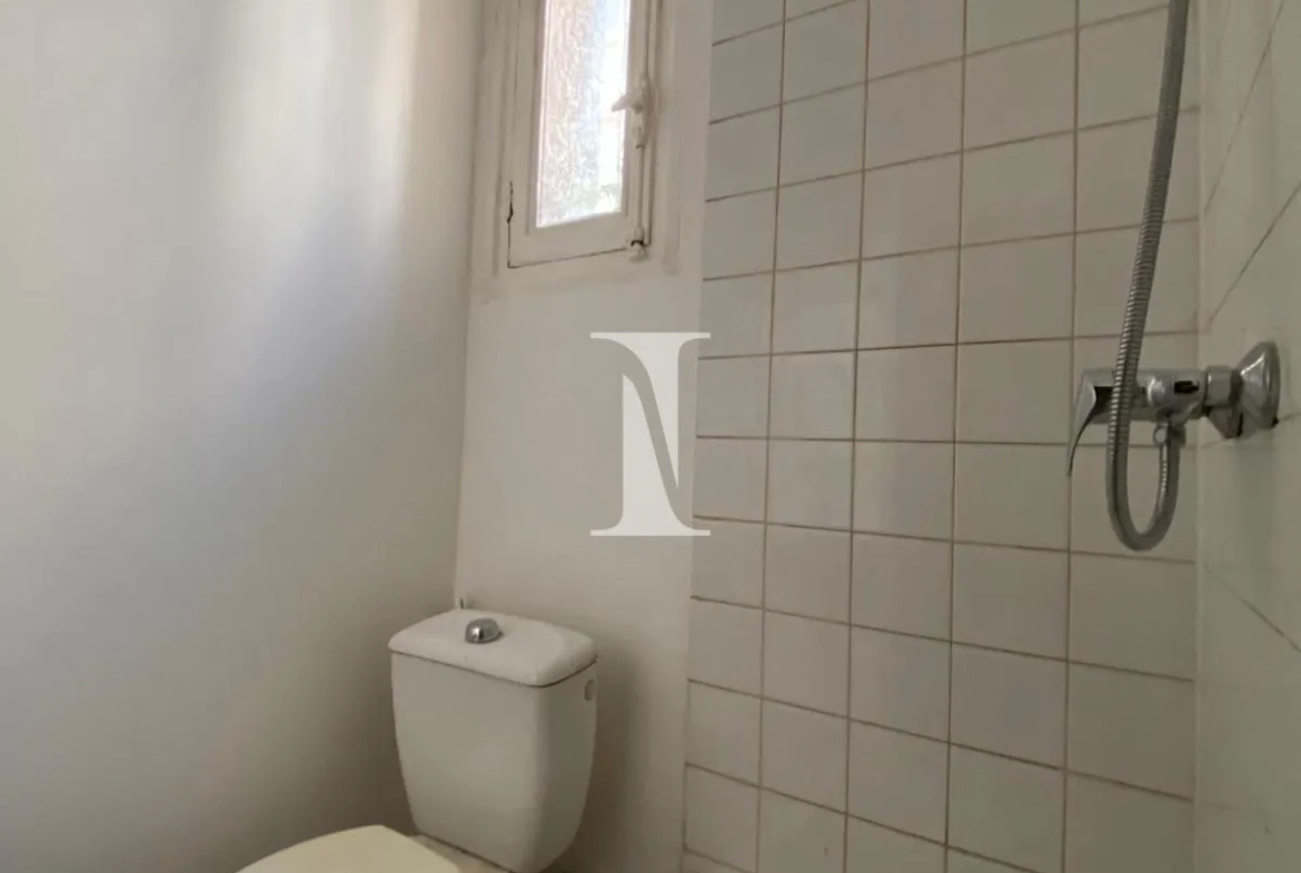 Studio à vendre de 12 m² à Butte Bergeyre, Paris 19ème 
