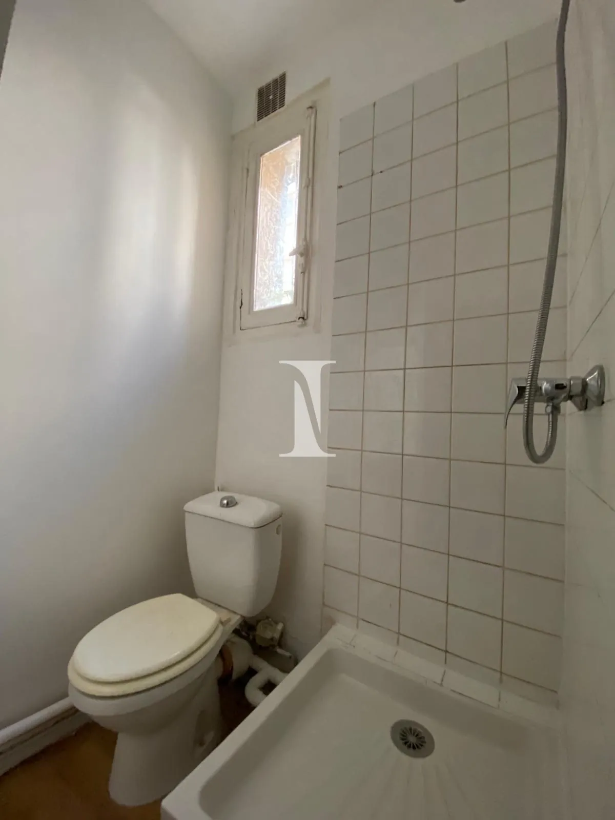 Studio à vendre de 12 m² à Butte Bergeyre, Paris 19ème 