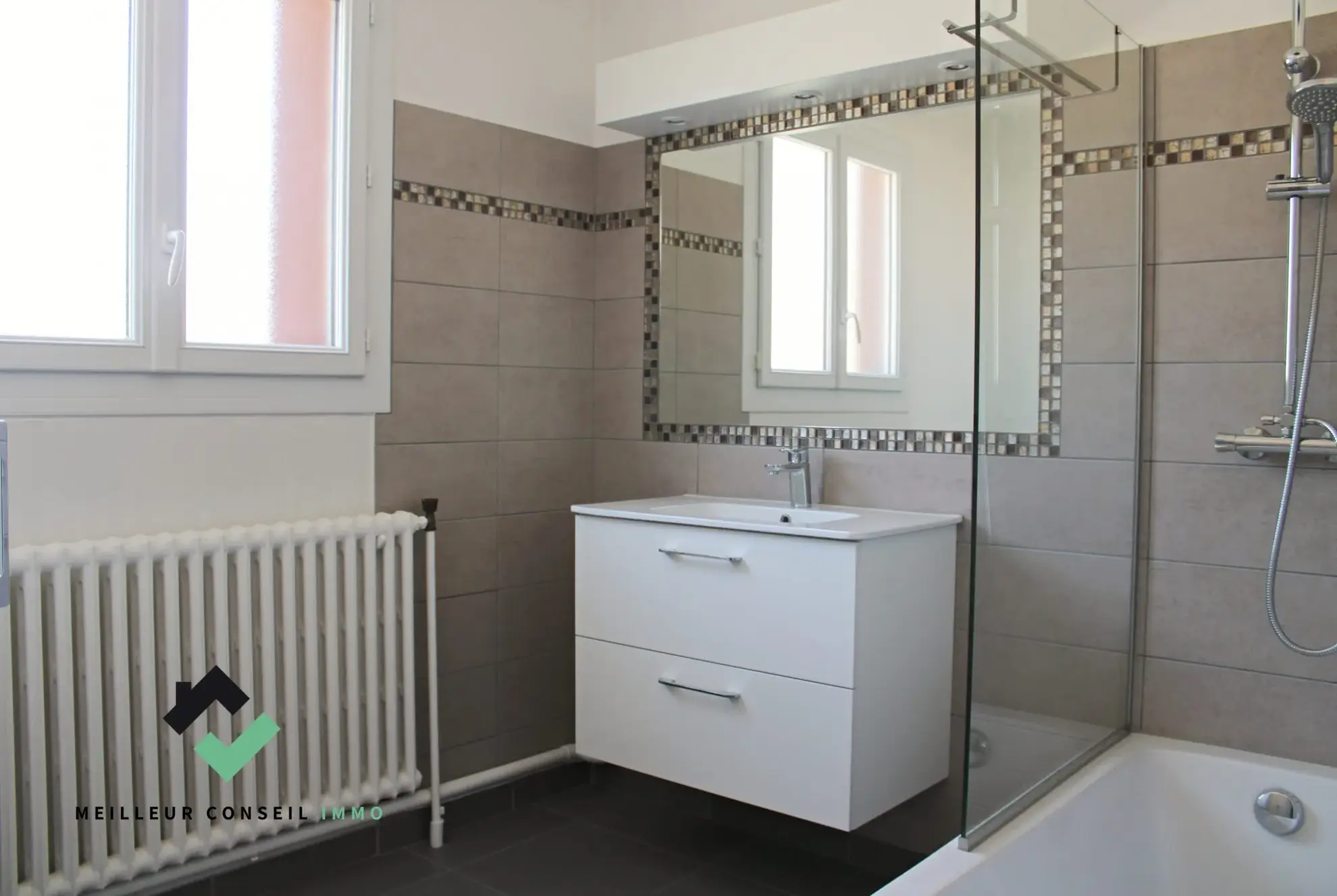 Appartement 78 m² avec balcon, cave et parking à Digne-les-Bains 
