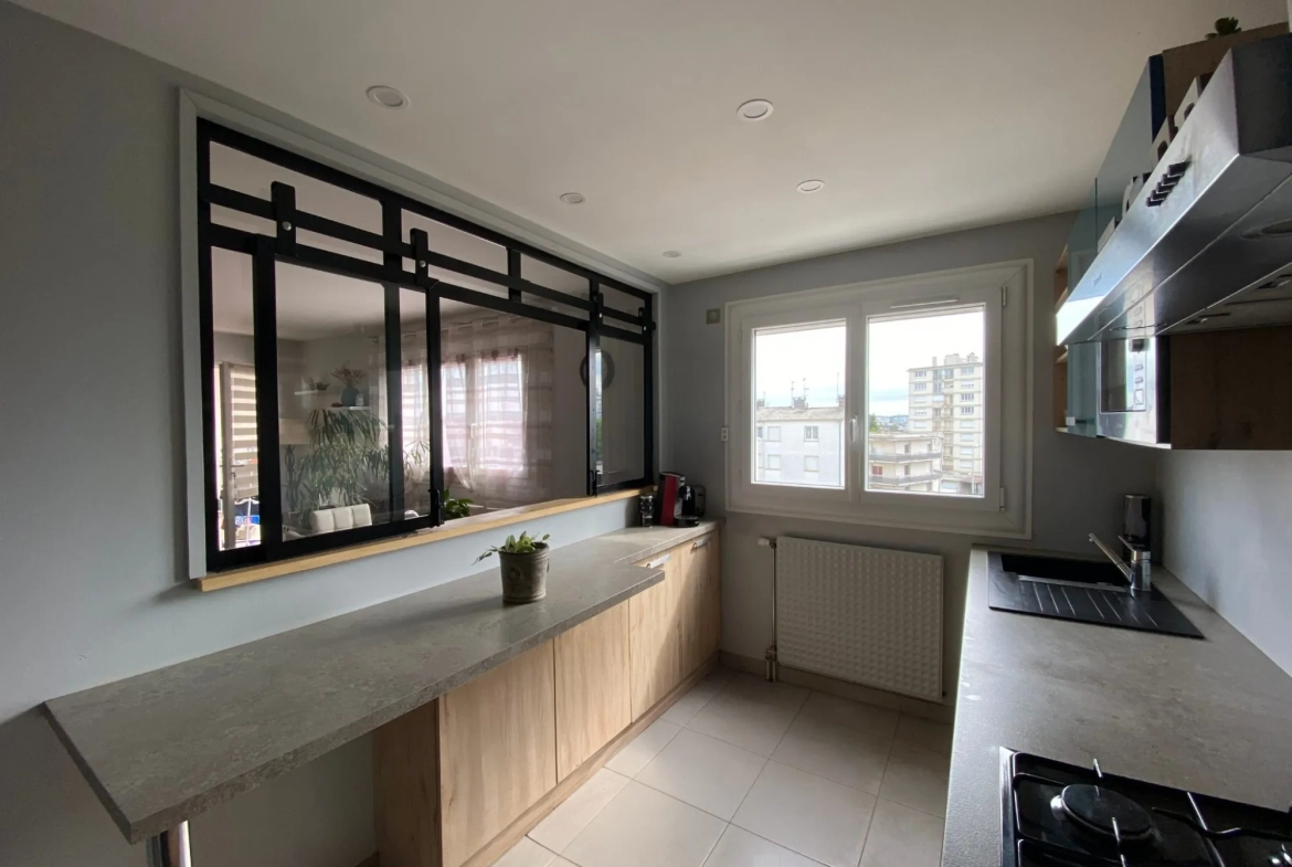 Appartement 3 chambres avec loggia, cave et garage à Ruchoux, Limoges 