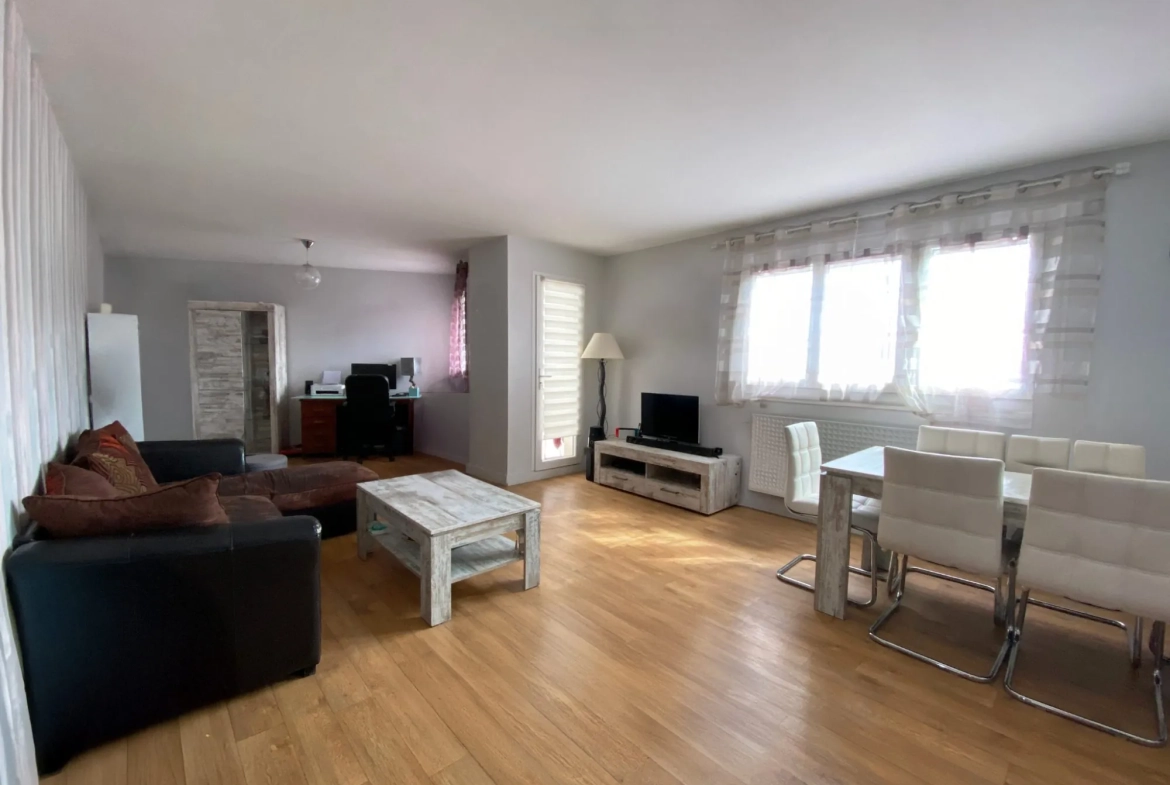 Appartement 3 chambres avec loggia, cave et garage à Ruchoux, Limoges 