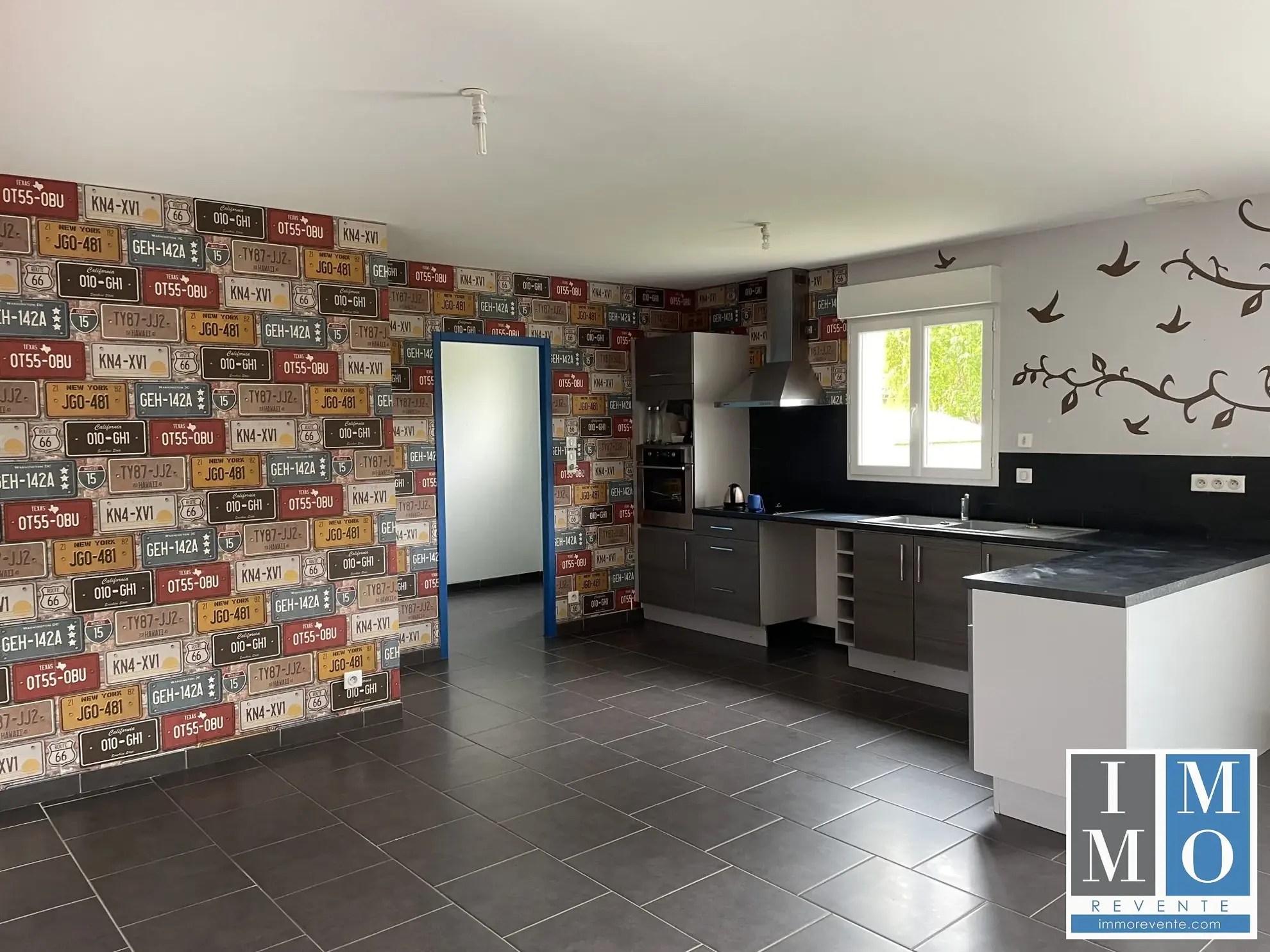 Maison plain-pied de 104m² à Bourges avec jardin et garage 
