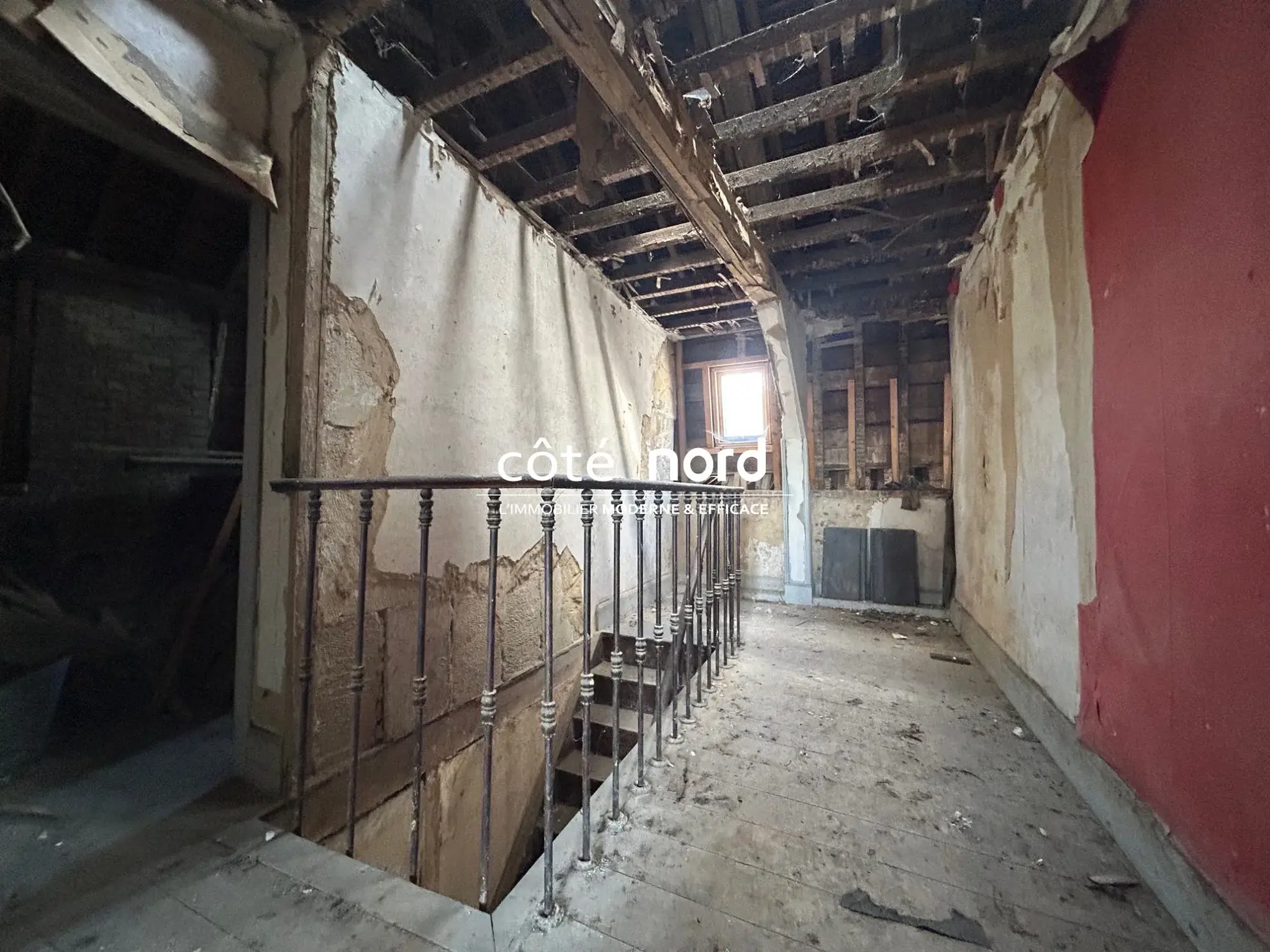 Belle maison bourgeoise à Caudry avec potentiel et atelier, à rénover 