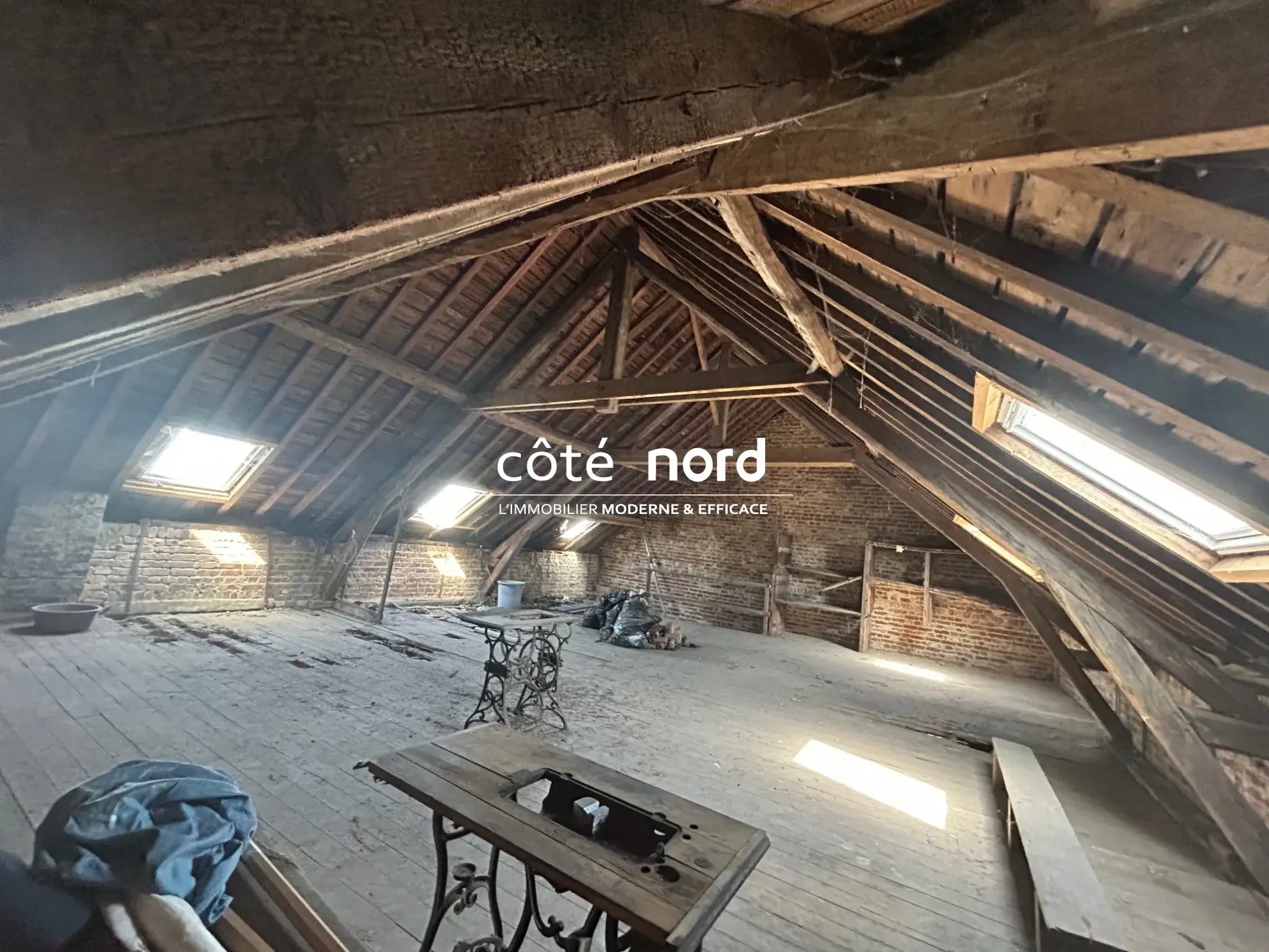 Belle maison bourgeoise à Caudry avec potentiel et atelier, à rénover 