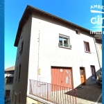Maison à vendre à Olliergues avec garage, jardin et terrain