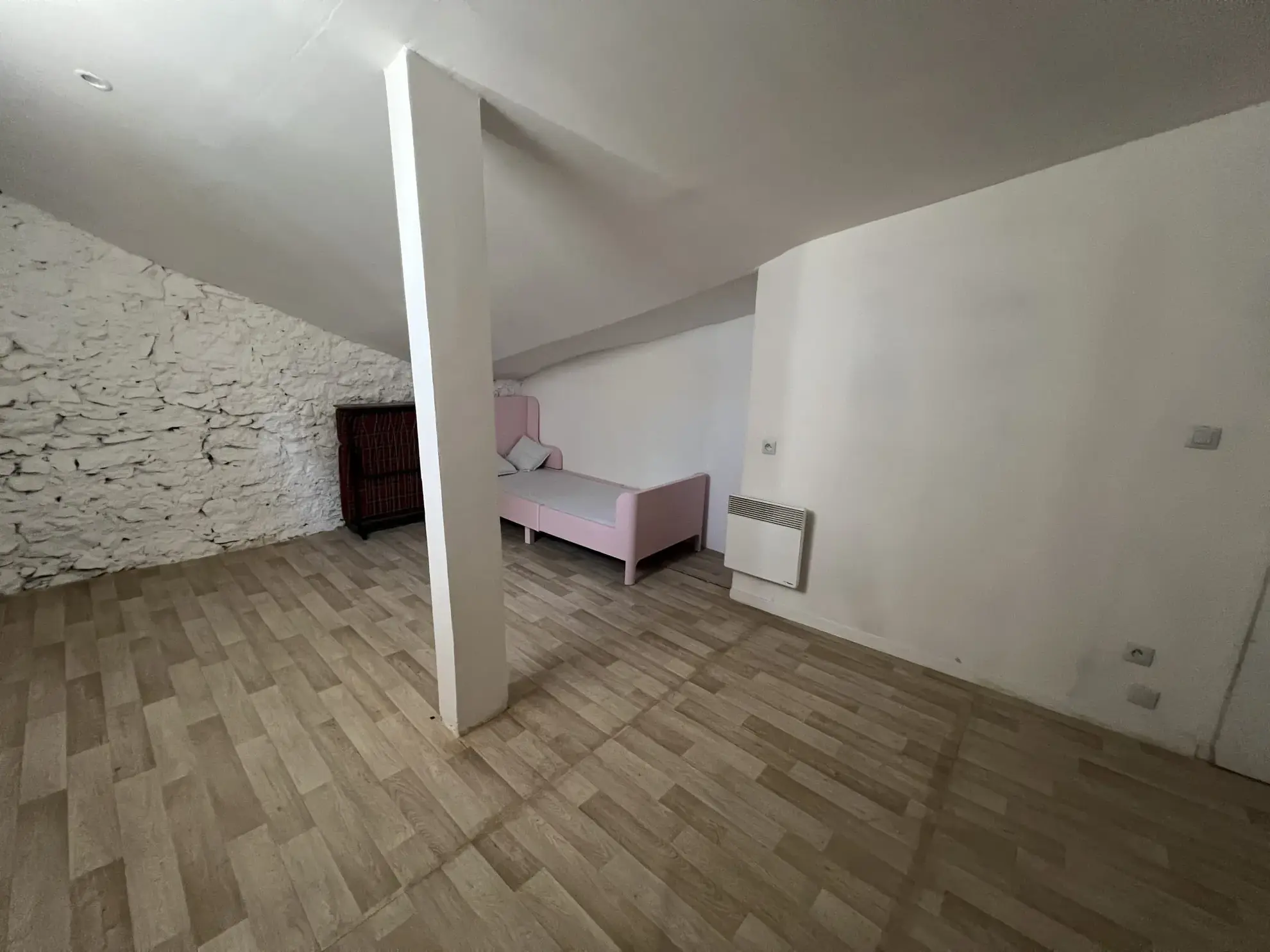 Charmante maison de village meublée rénovée à Luc sur Orbieu proche Narbonne 