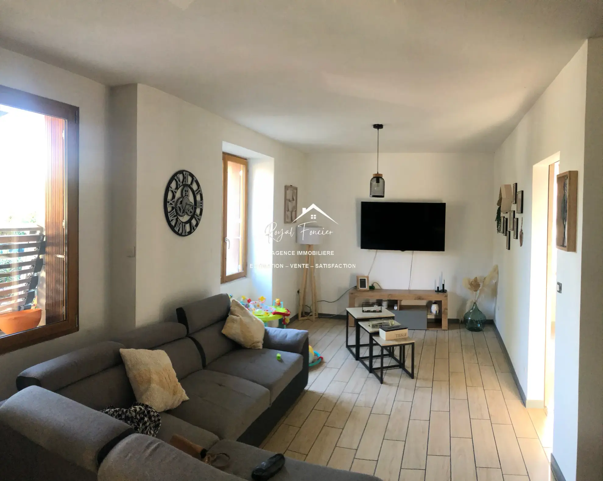 séjour Belle maison de campagne rénovée à La Guerche (37350), proche commodités 