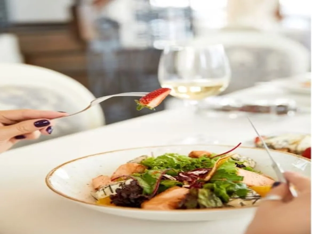 À vendre restaurant convivial au centre de Broye, grosse clientèle et potentiel de croissance