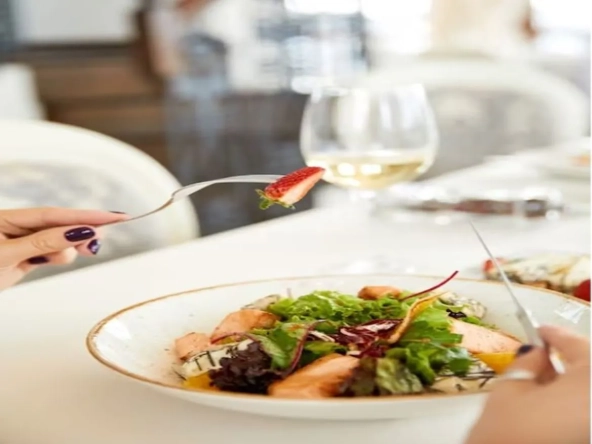 À vendre restaurant convivial au centre de Broye, grosse clientèle et potentiel de croissance