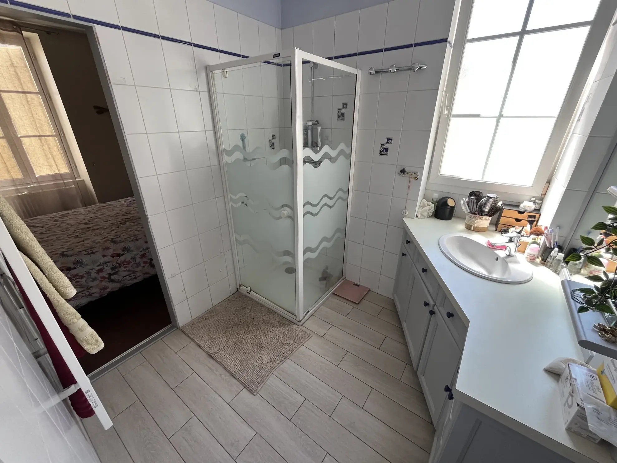 Appartement spacieux de 140 m² avec terrasses et garage à Thouars 