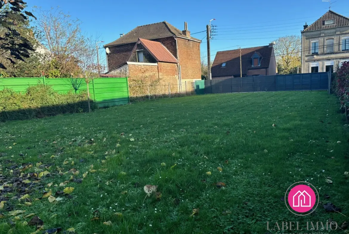 Terrain constructible de 487 m² à Onnaing - Viabilisé et prêt à bâtir 