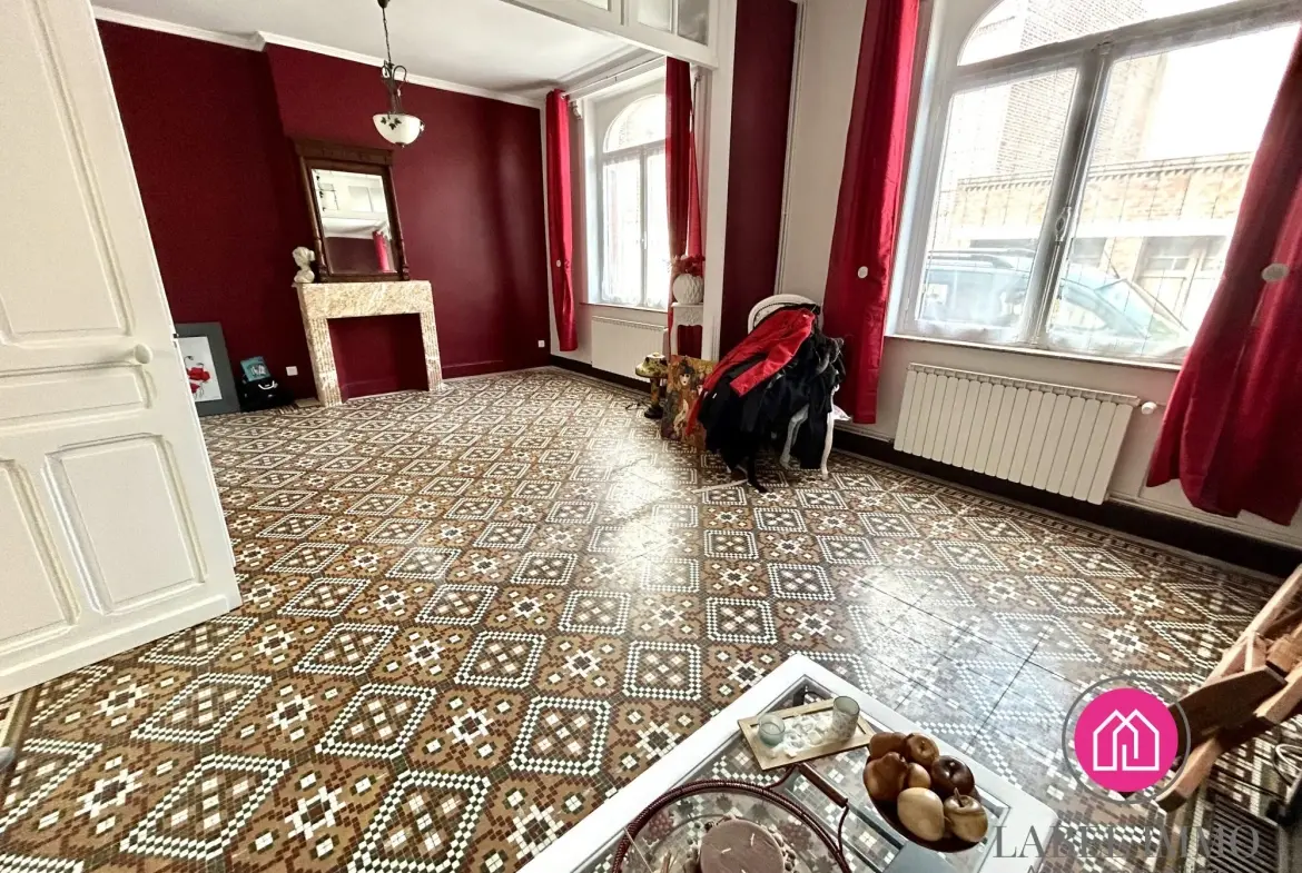 Maison 2 chambres à Aniche avec jardin, combles aménageables et dépendance 