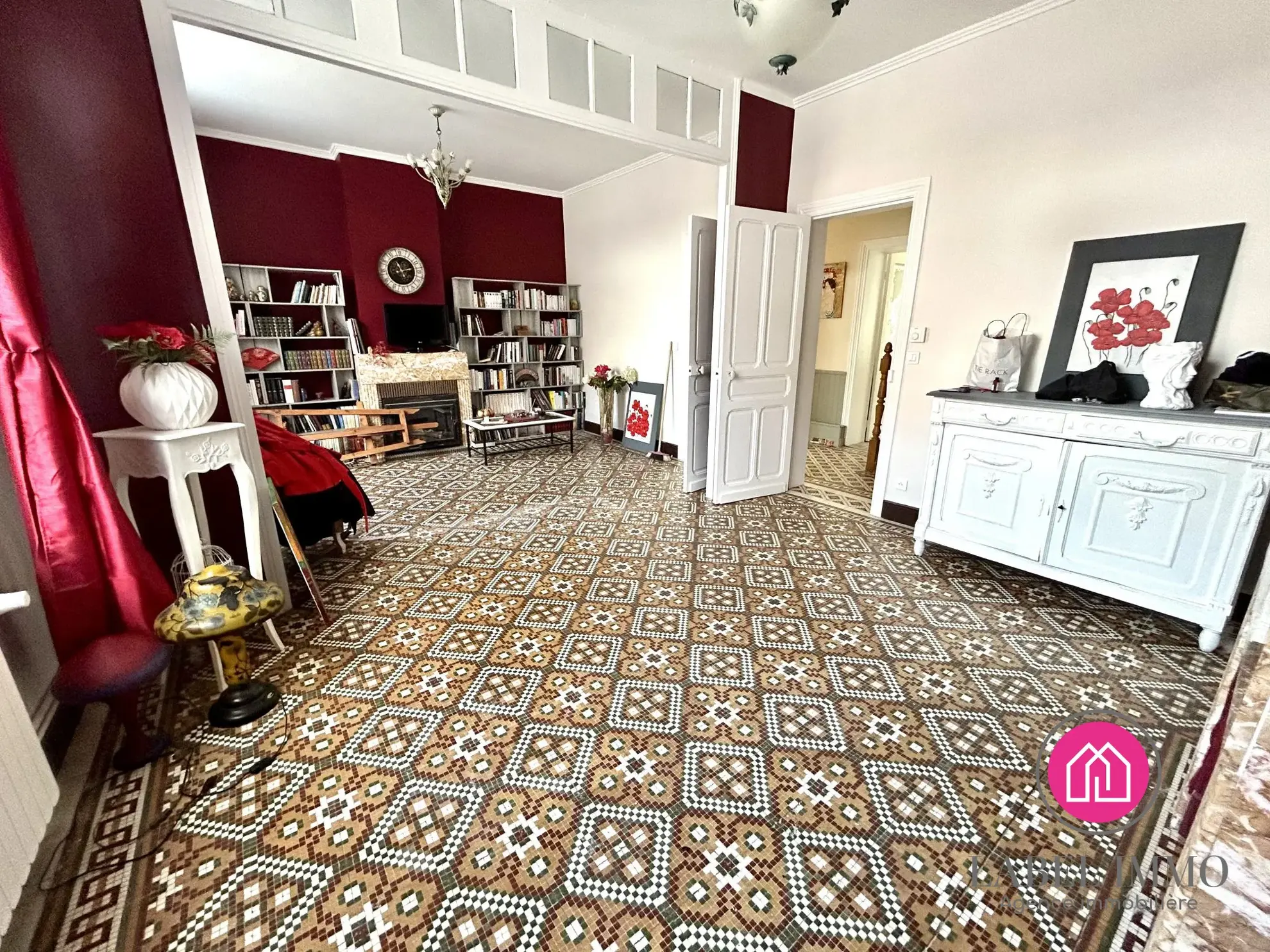 Maison 2 chambres à Aniche avec jardin, combles aménageables et dépendance 