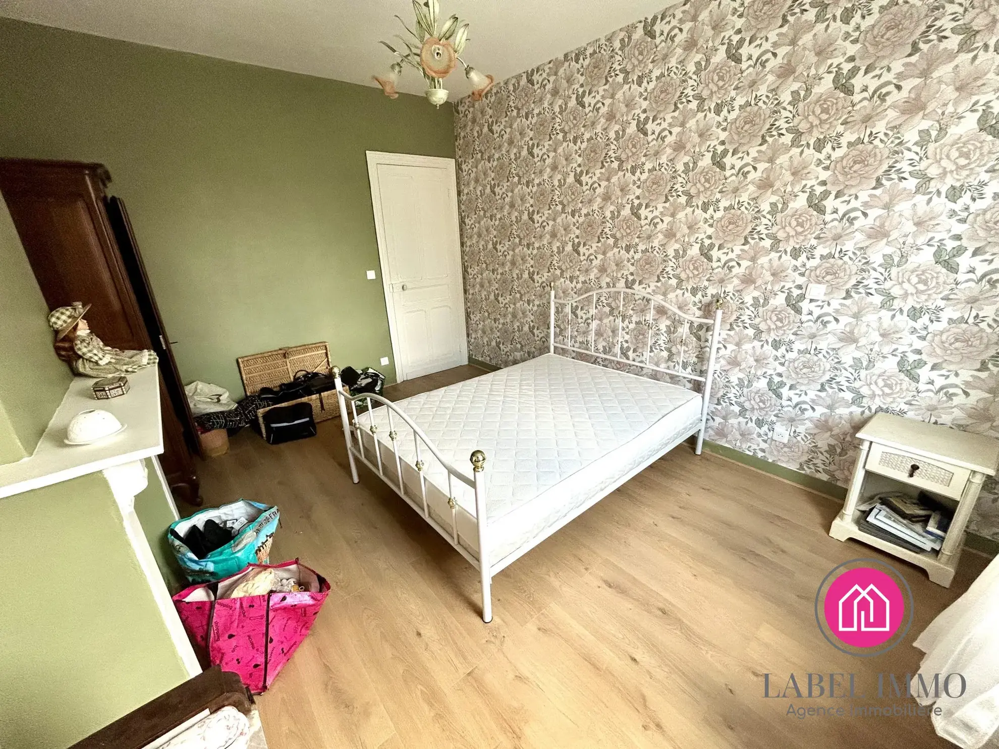 Maison 2 chambres à Aniche avec jardin, combles aménageables et dépendance 