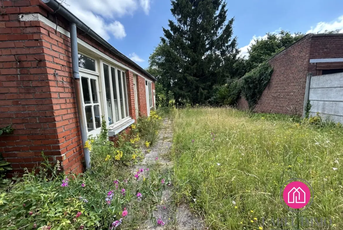 Maison 2 chambres à Aniche avec jardin, combles aménageables et dépendance 