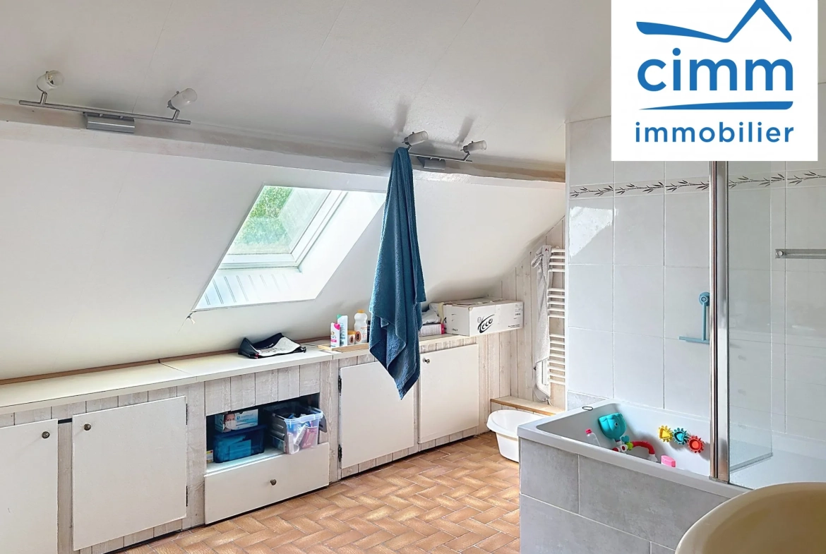 Maison spacieuse de 109 m² avec jardin à La Bussière, calme et pratique 