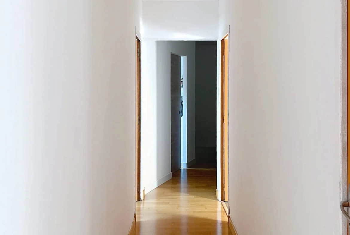 Maison spacieuse de 109 m² avec jardin à La Bussière, calme et pratique 