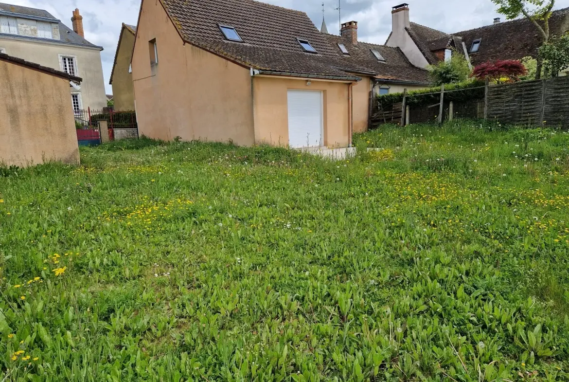Maison de village à Mézières-sur-Ponthouin, 82m², proche du Mans, idéal primo-accédants 