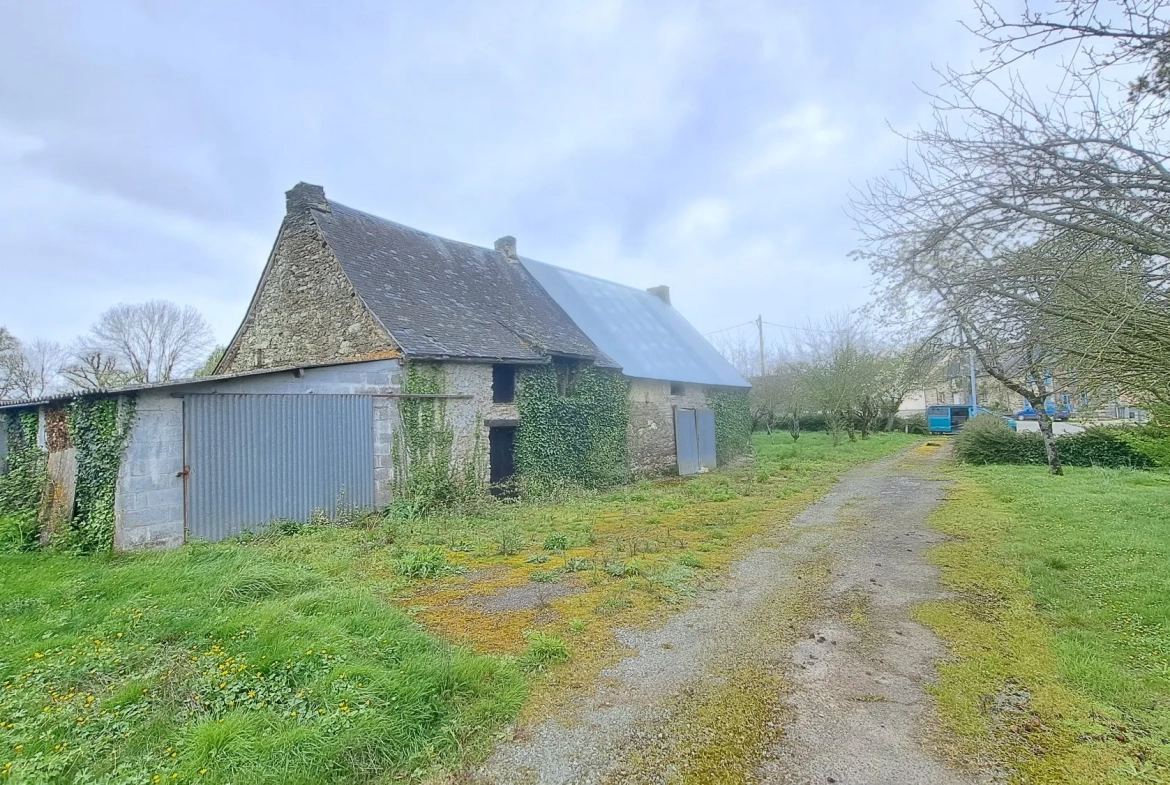 Bâtisse en pierre à rénover à Pipriac, potentiel élevé, calme et verdoyant 