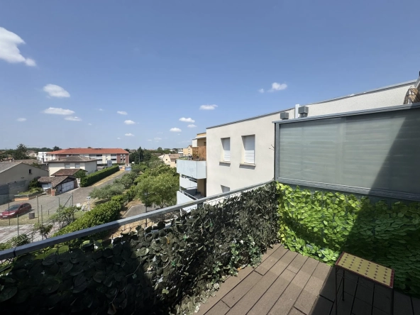 Appartement T2 à Toulouse Croix Bénite avec balcon et parking - Résidence sécurisée