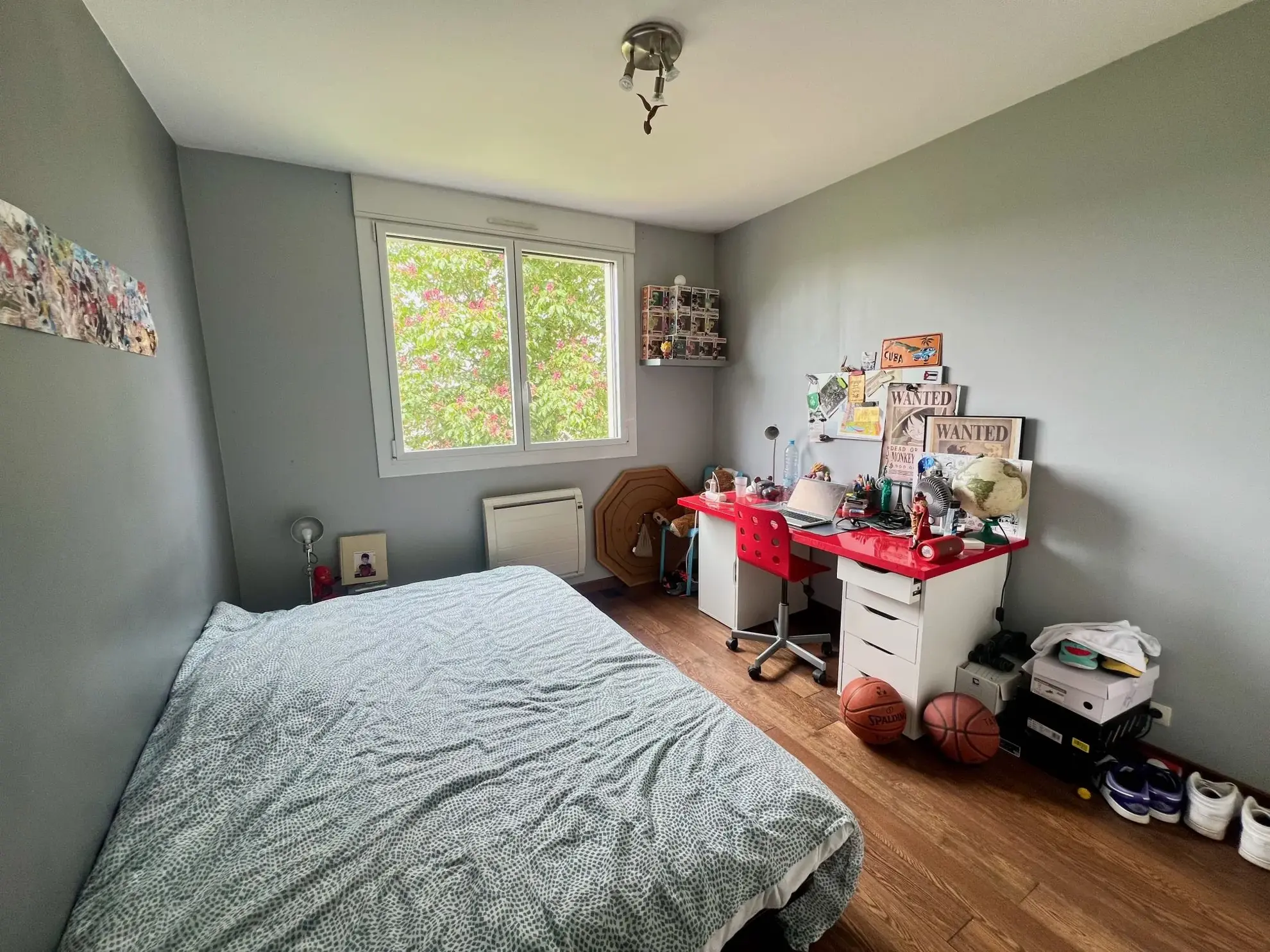 Appartement T4 à vendre à Saint-Priest-en-Jarez avec terrasse et garage 
