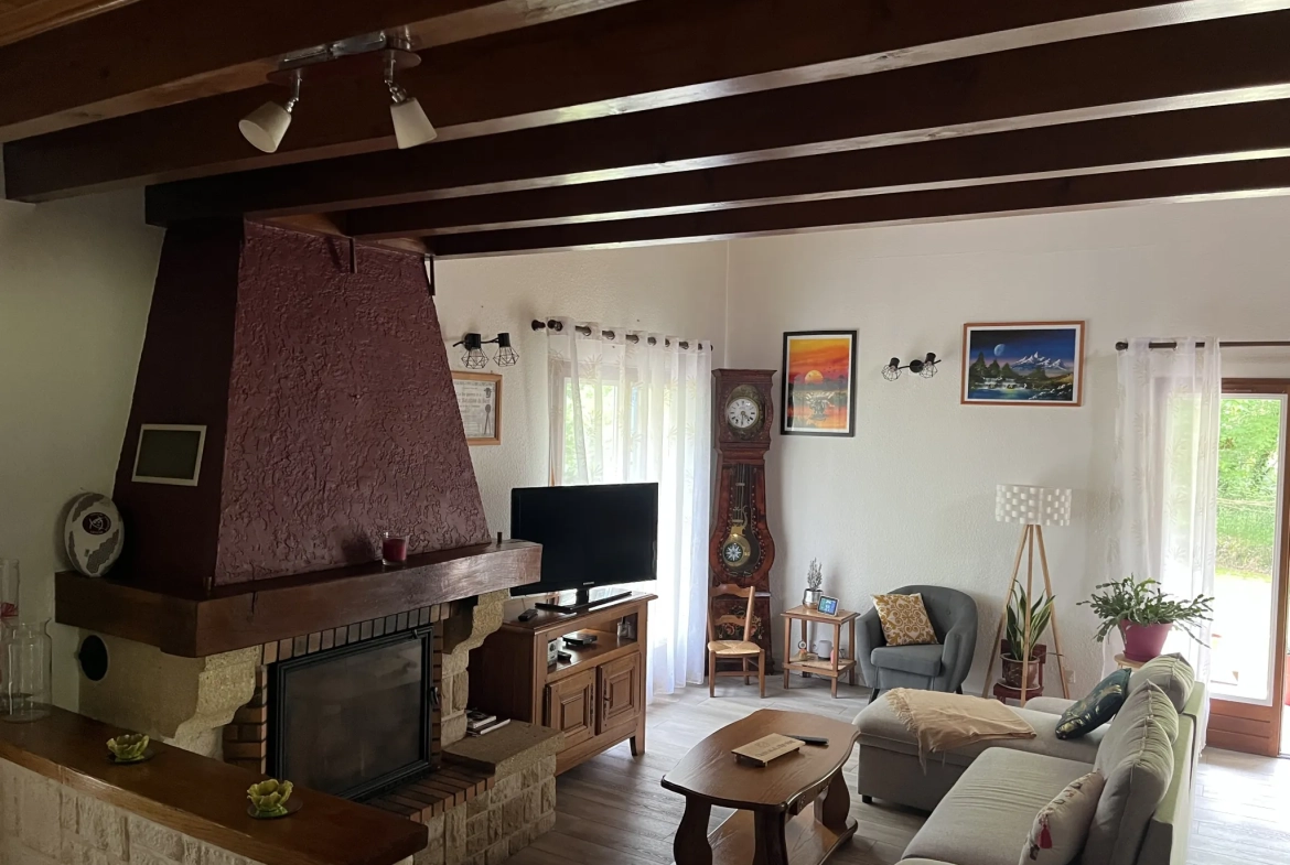 Maison 4 chambres à Lerm et Musset avec grand terrain et garage 