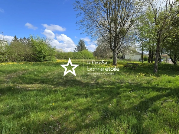 Terrain constructible à vendre à Richebourg – 1384 m² proche A5