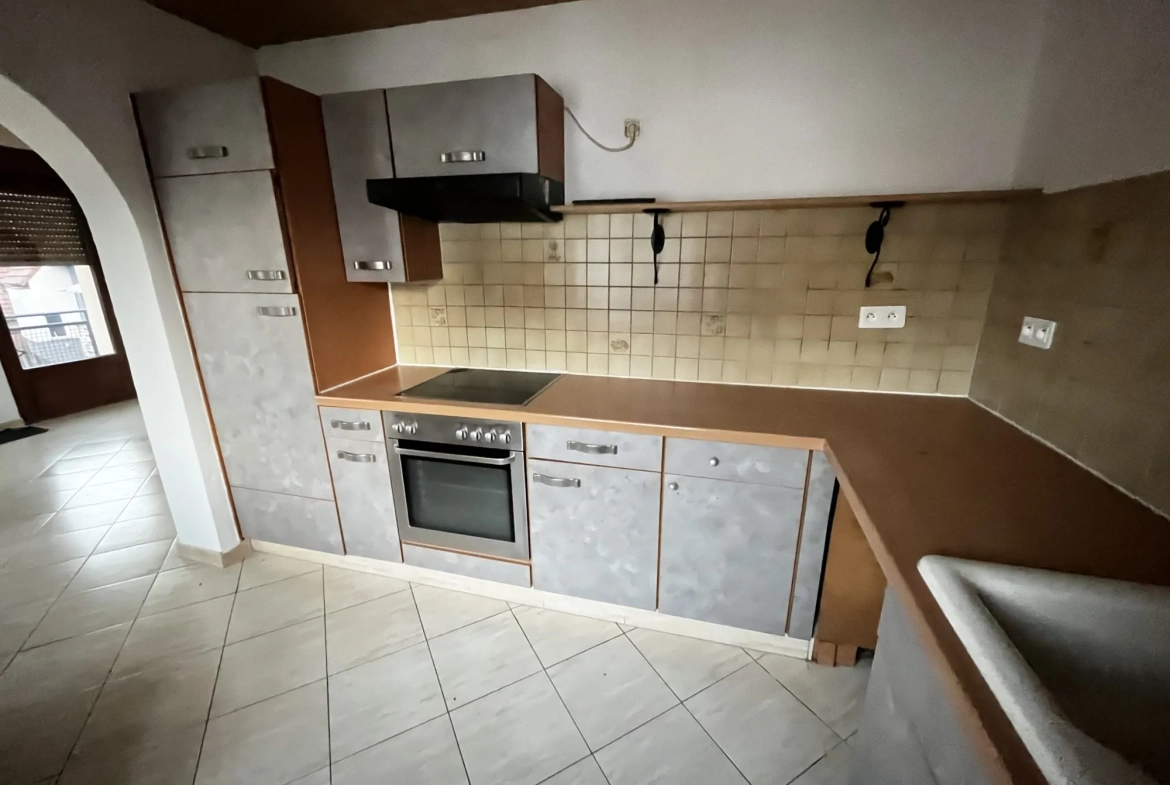 Maison à Zinswiller avec deux appartements et potentiel d'agrandissement 