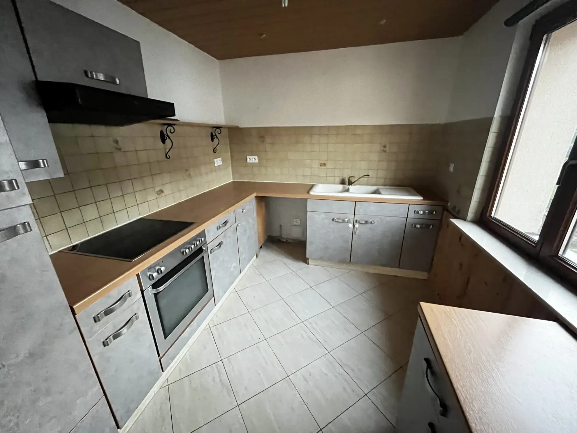 Maison à Zinswiller avec deux appartements et potentiel d'agrandissement 
