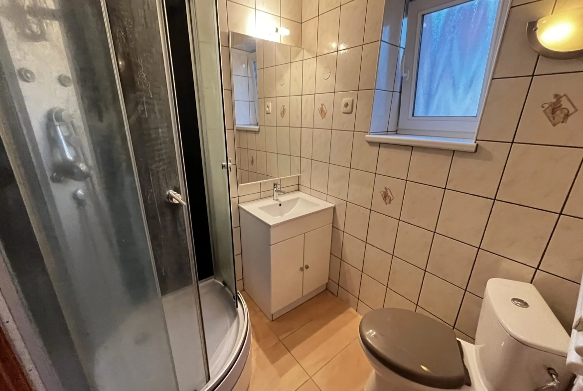 Maison à Zinswiller avec deux appartements et potentiel d'agrandissement 