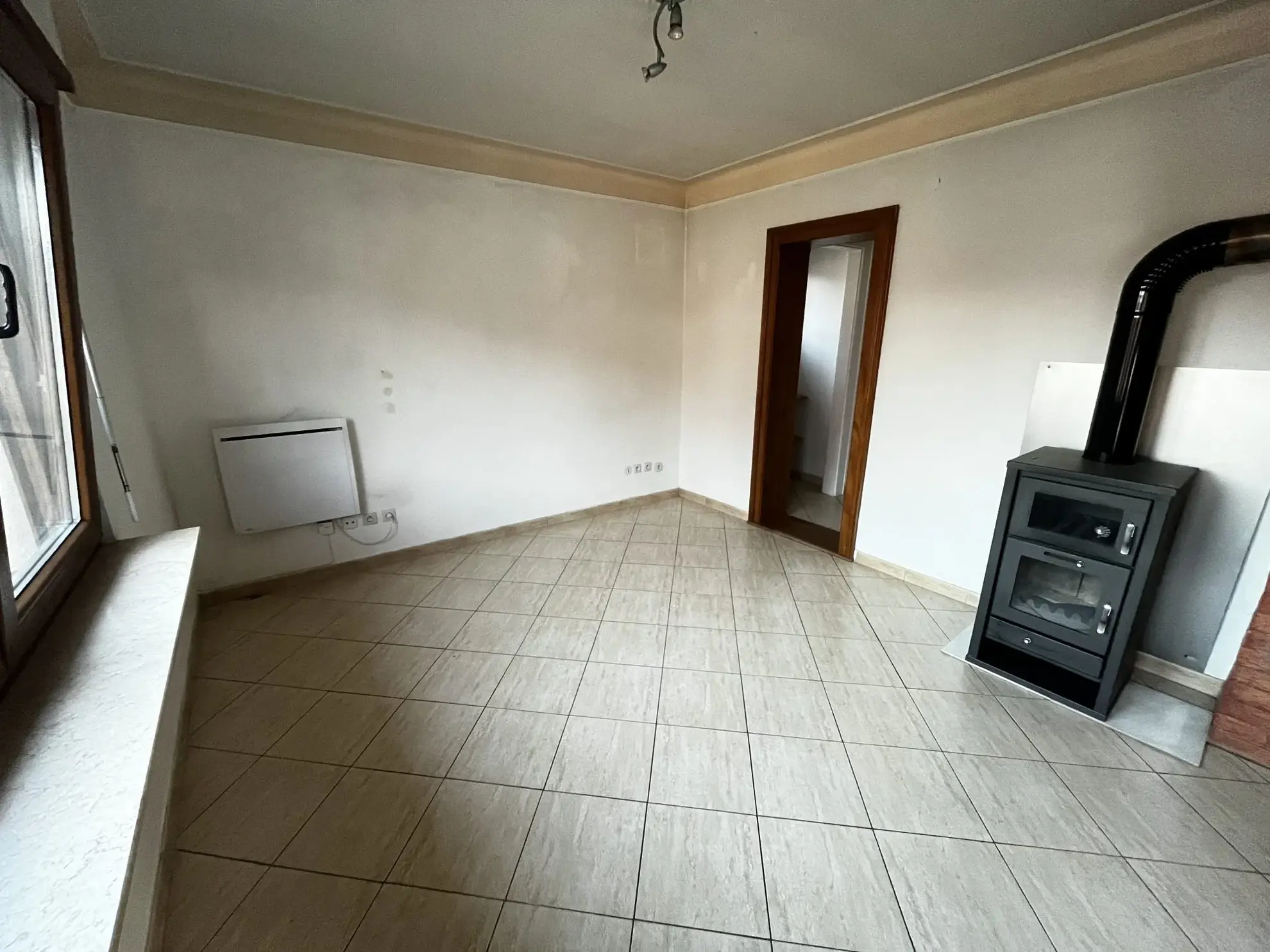 Maison à Zinswiller avec deux appartements et potentiel d'agrandissement 