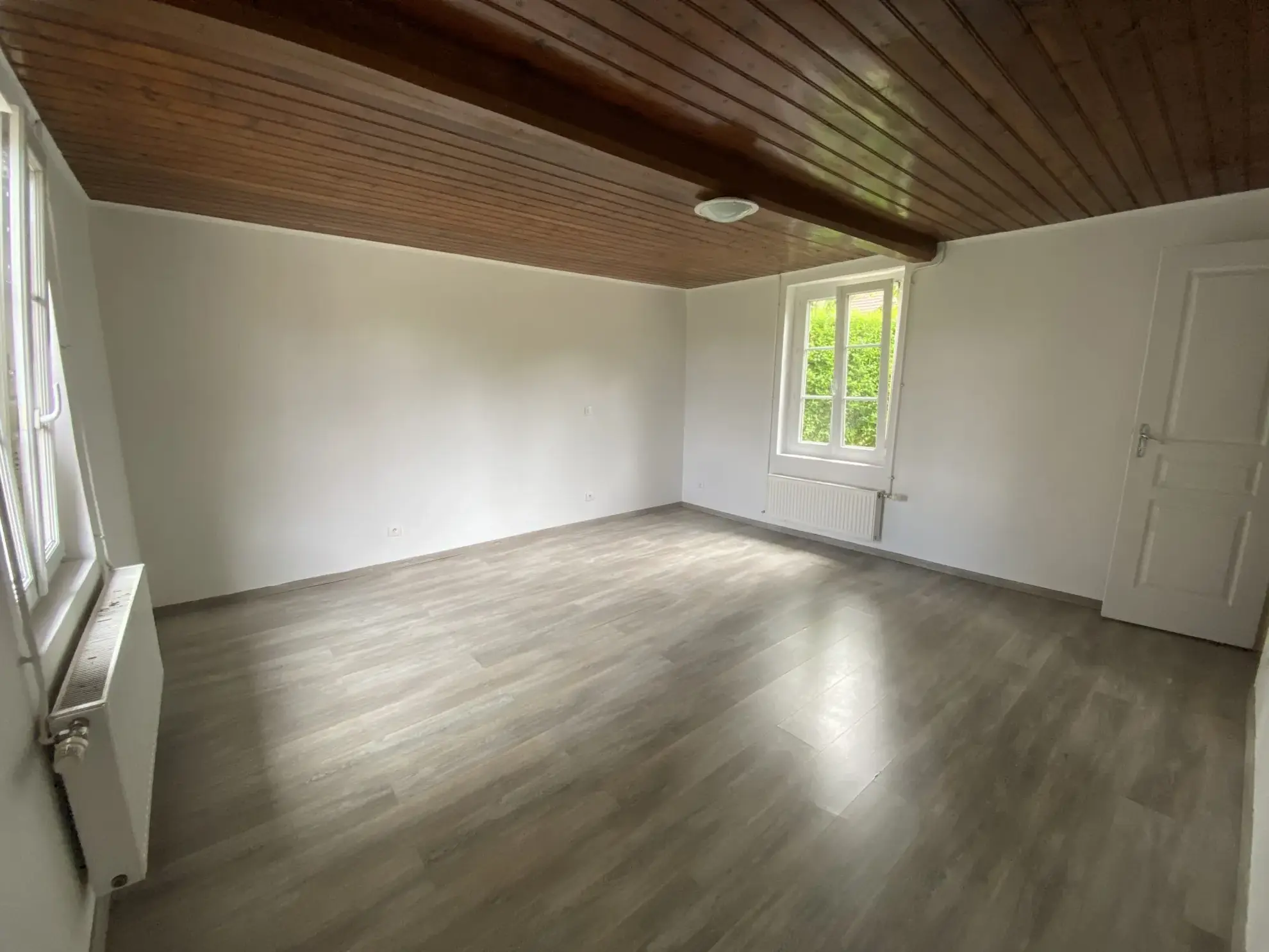 Maison de campagne à Machy avec jardin et parking – 73 m² 
