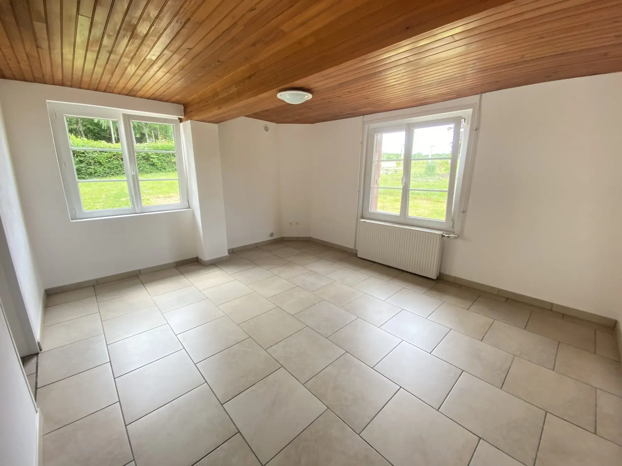Maison de campagne à Machy avec jardin et parking – 73 m² 