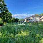 Terrain constructible de 806 m² à Eslettes, proche Montville