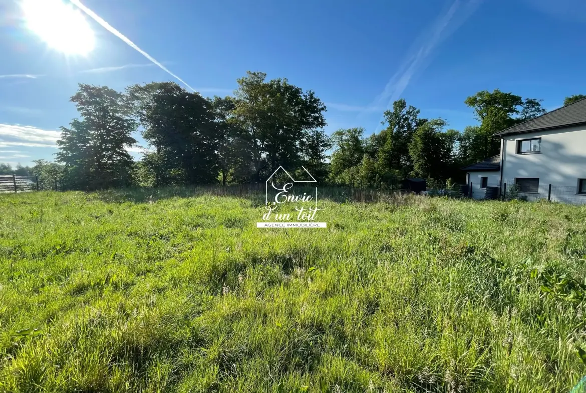 Terrain constructible de 806 m² à Eslettes, proche Montville 