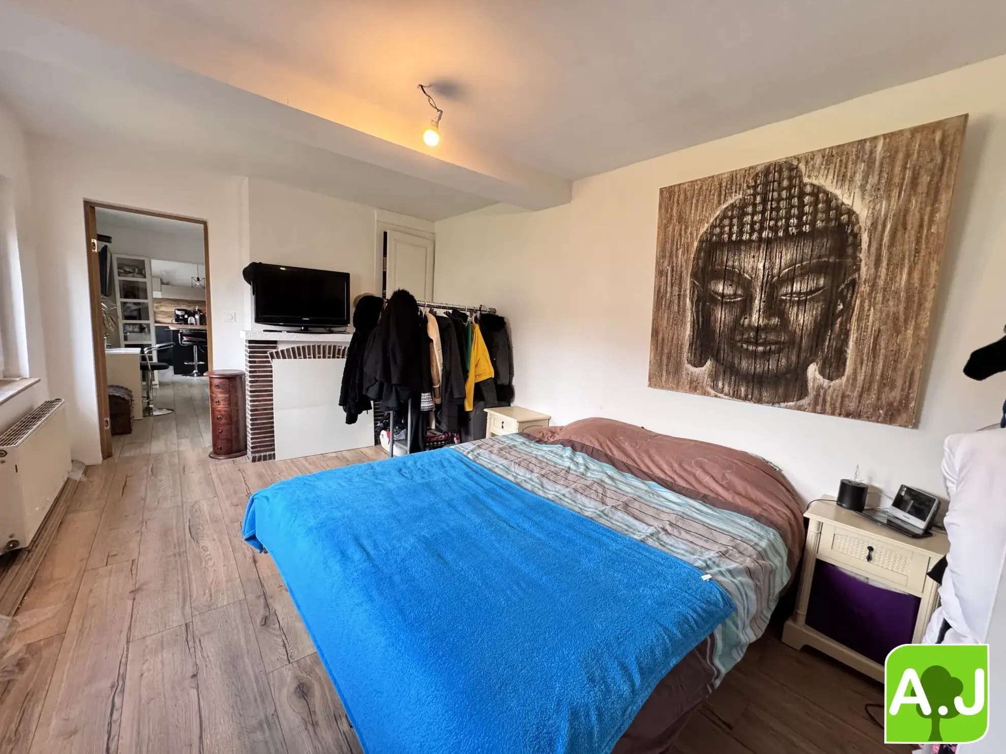 Maison de plain-pied à vendre à Ézy-sur-Eure avec 2 chambres et jardin clos 