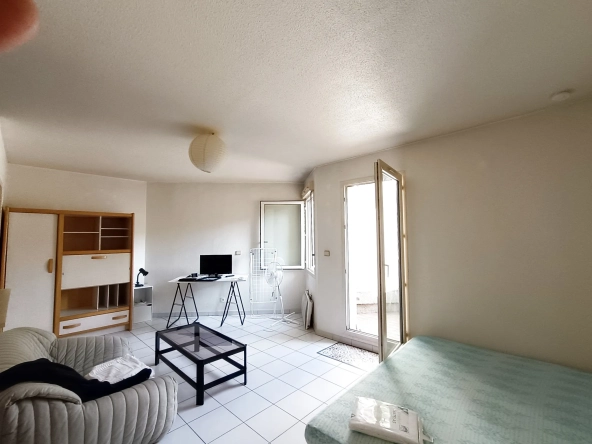 Studio avec grande terrasse dans la Bastide Saint-Louis à Carcassonne