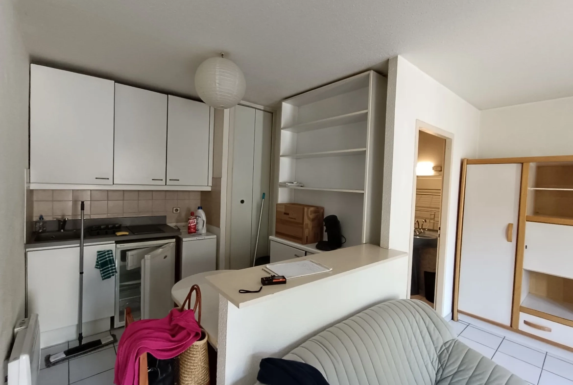 Studio avec grande terrasse dans la Bastide Saint-Louis à Carcassonne 